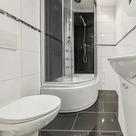 Best Keyless Entry Apartment *